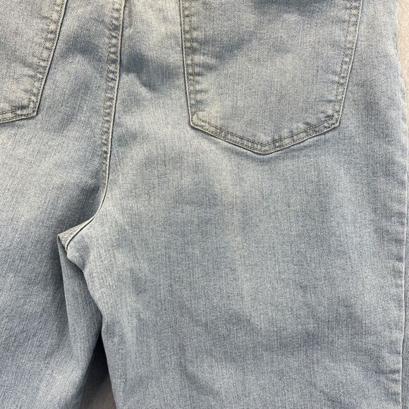 Gloria Vanderbilt Amanda Capri Jeans 12 All Around Slimming Effect Light Wash - Picture 7 of 16
